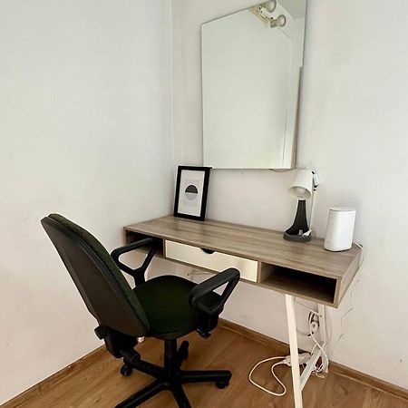Comfy, Nice And Small Room In 克拉科夫 外观 照片