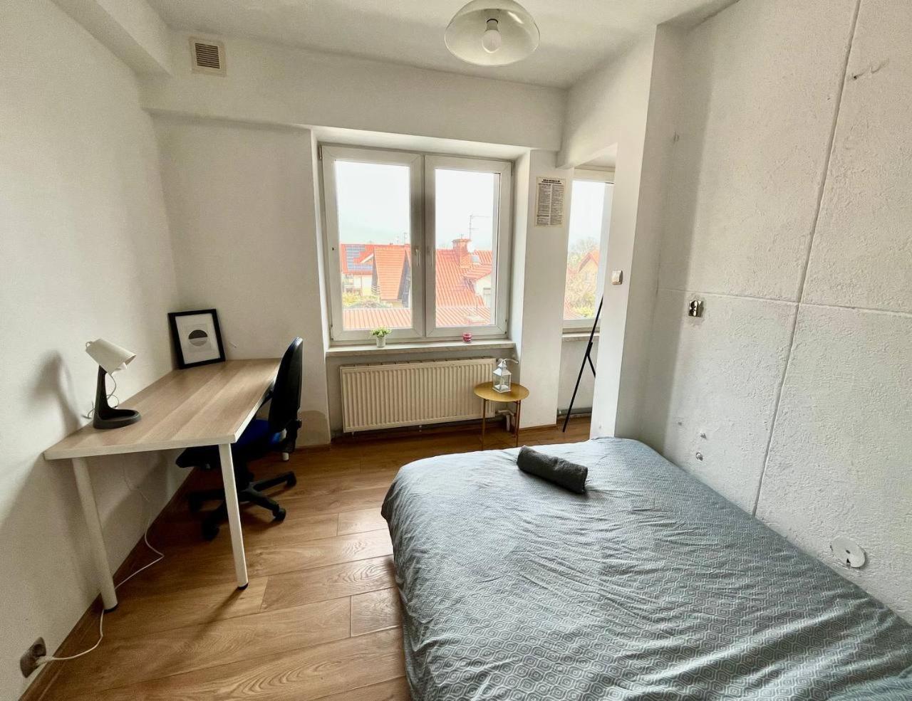 Comfy, Nice And Small Room In 克拉科夫 外观 照片