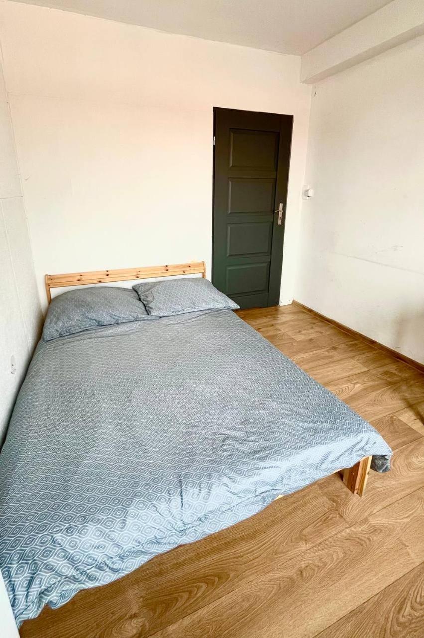 Comfy, Nice And Small Room In 克拉科夫 外观 照片